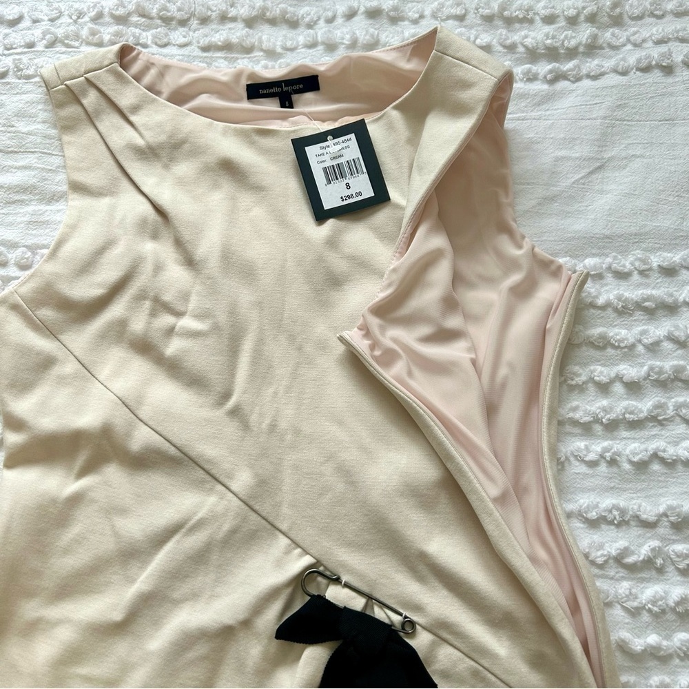 Women’s Nanette Lepore “Take a Bet” Cream Knit Shift Dress w/Black Bow Sz 8 NWT! - Picture 15 of 16